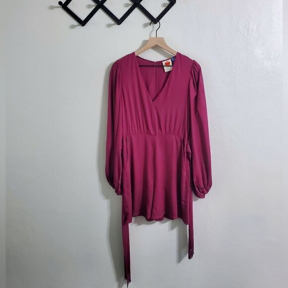 Farm Rio X Anthropologie Bell Sleeve Romper In Plum Size Small NWT - Picture 5 of 9